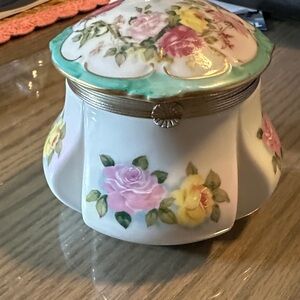 Lefton Floral Porcelain Powder Box with Gold Trim